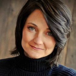 Donna Vanliere