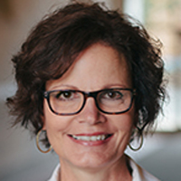 Pamela MacRae