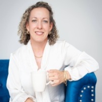 Jennifer Thomas